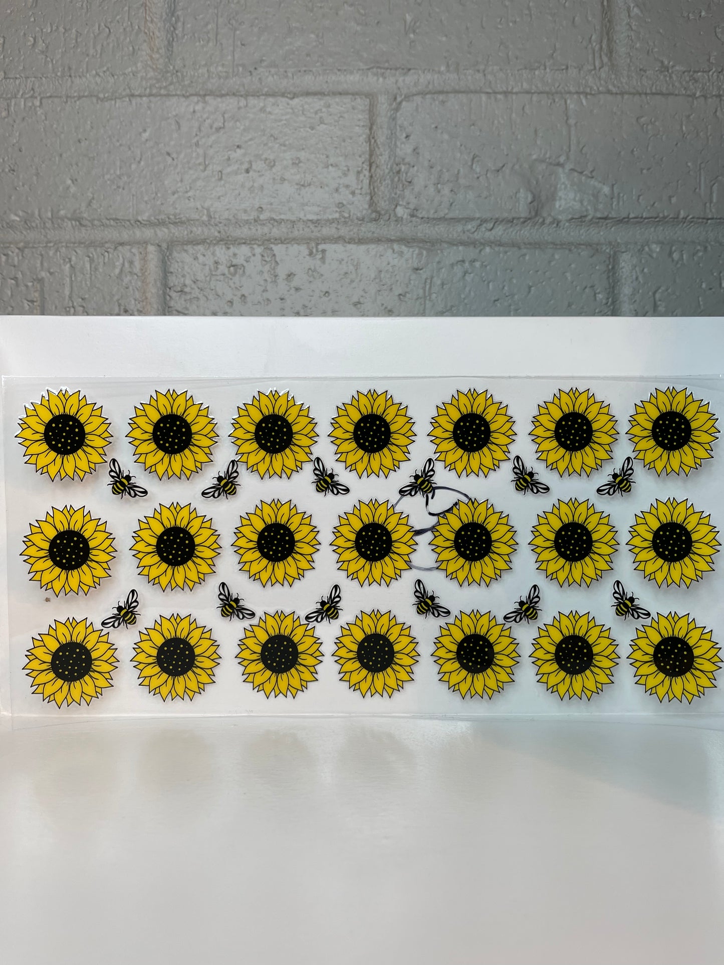 Bees and sunflowers wrap