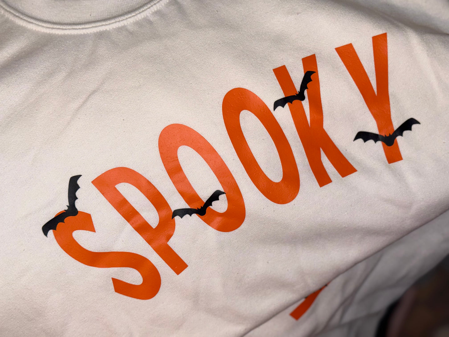 SPOOKY - CREWNECK