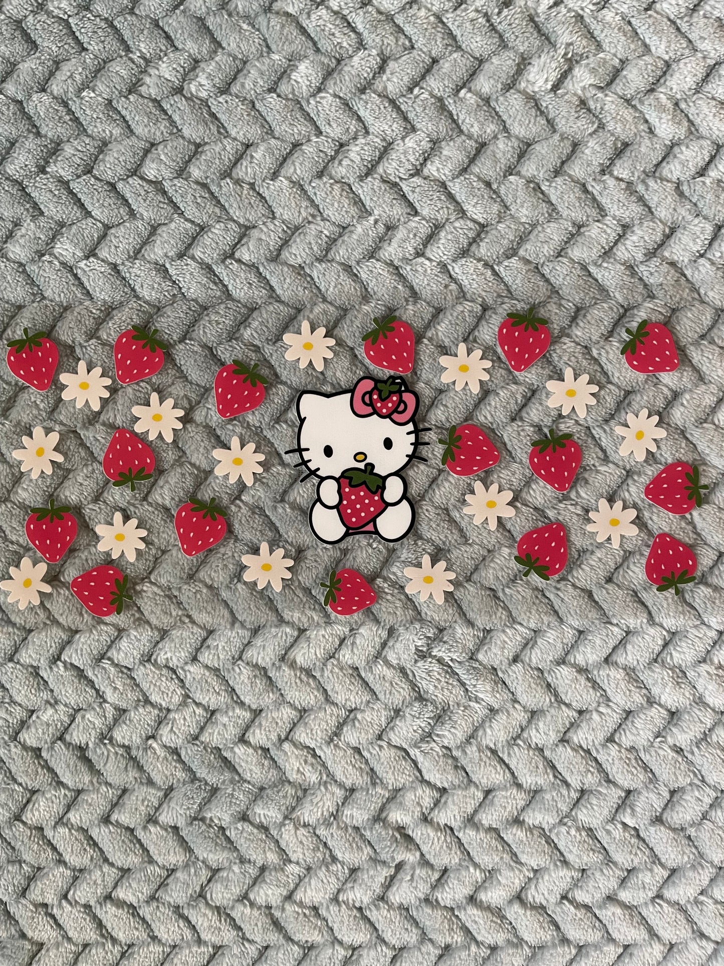 Hello kitty and strawberries