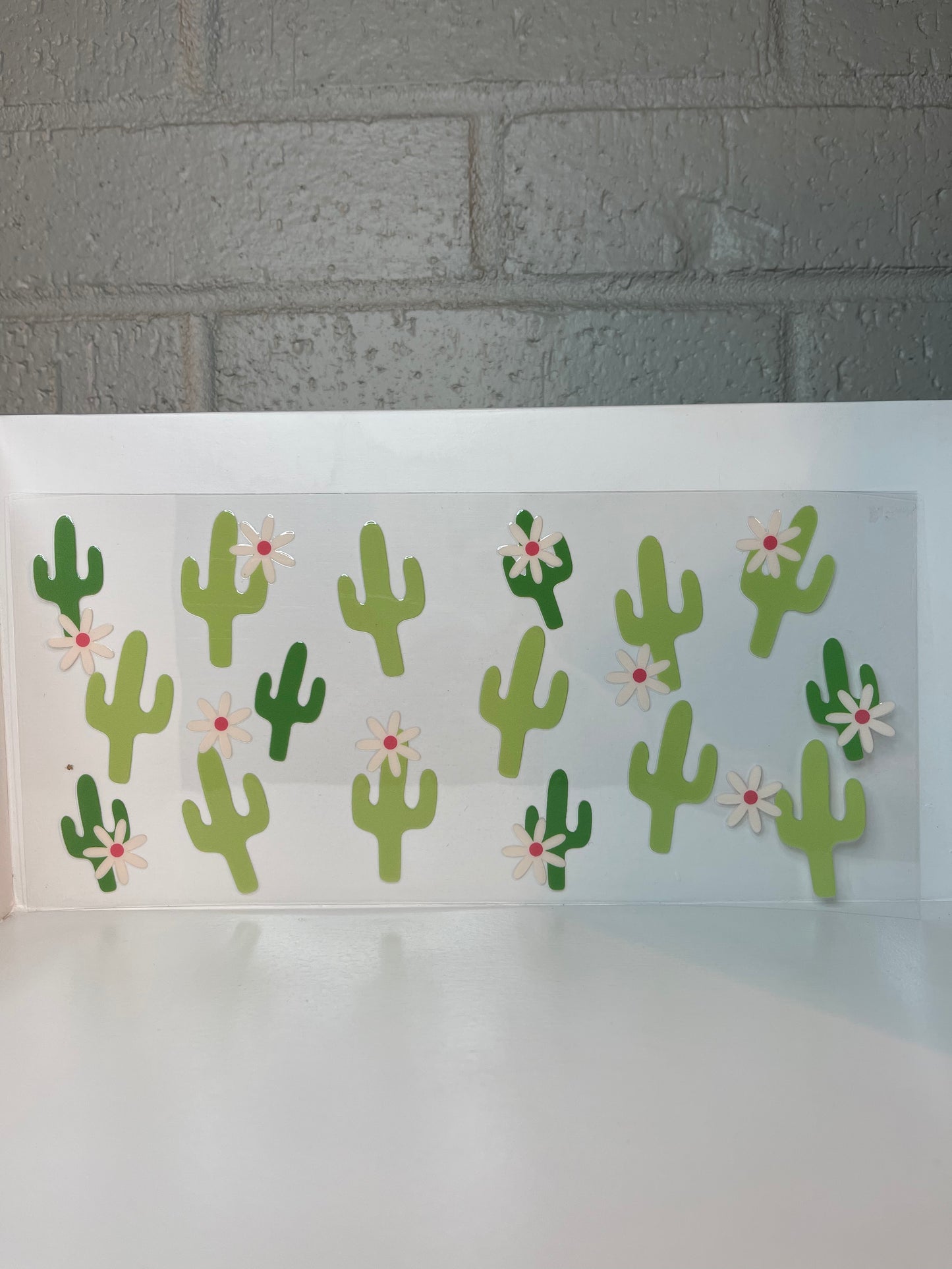 Cactuses and flowers wrap