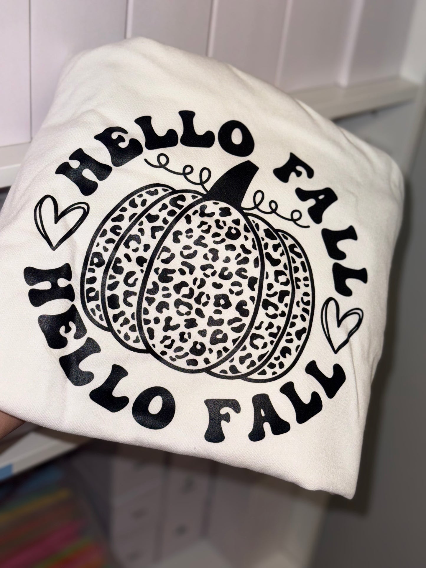 HELLO FALL - CREWNECK
